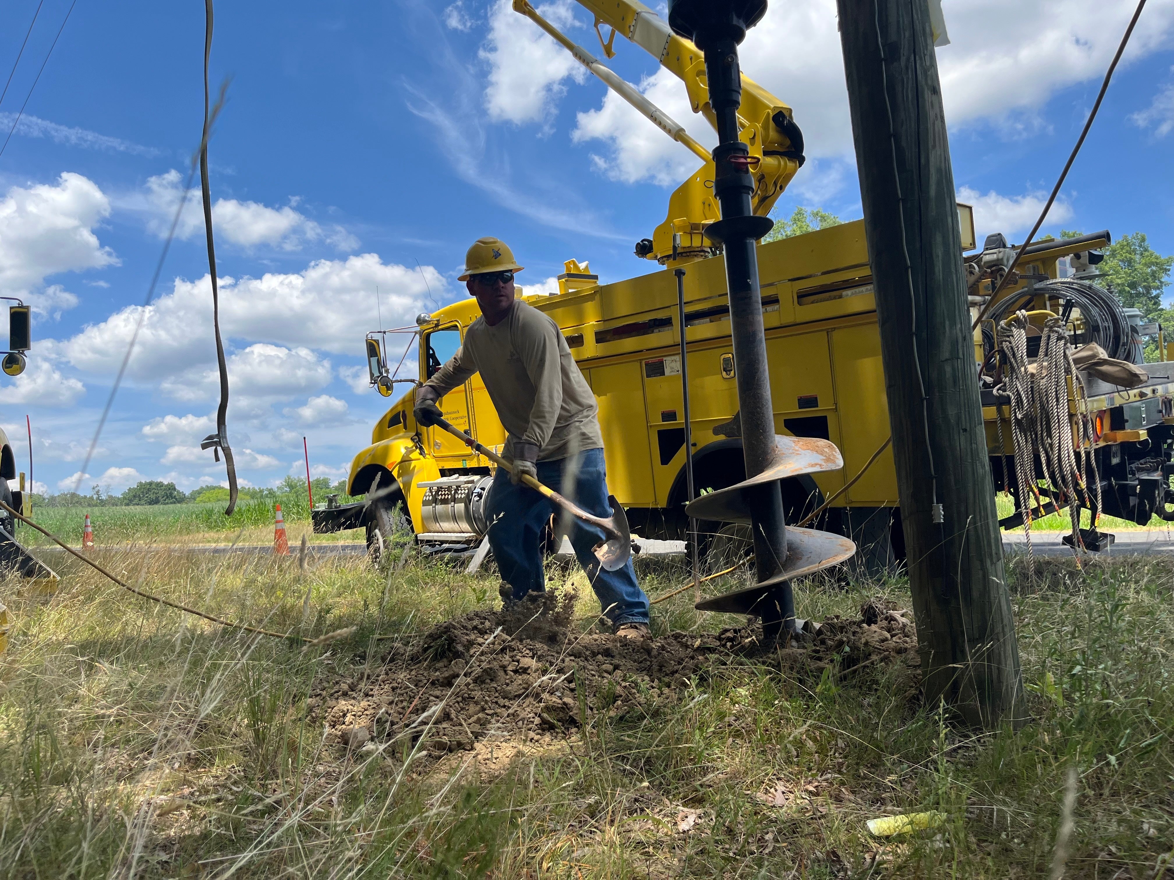 Digger Lineman Cover