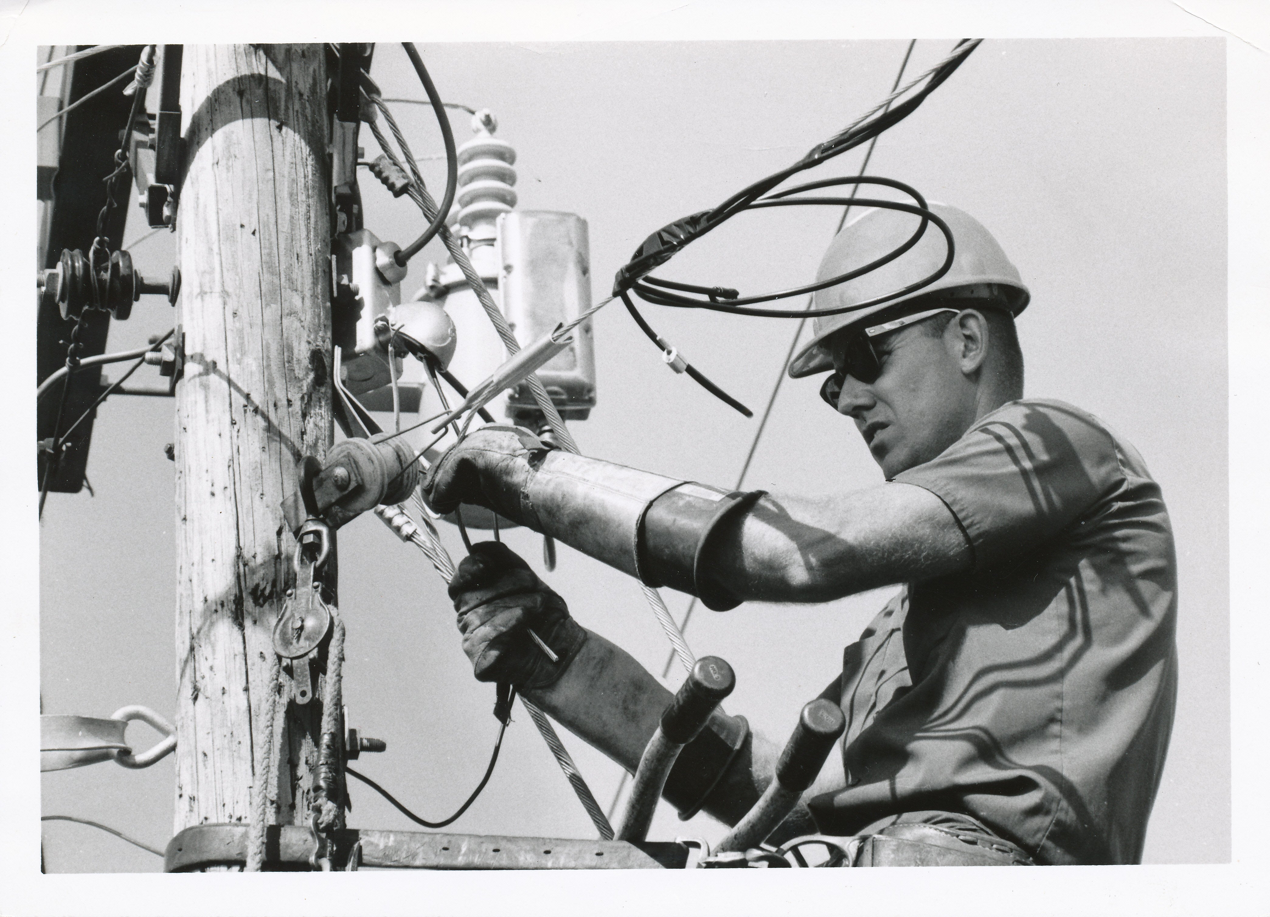 VEC Lineman Cover