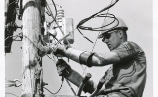 VEC Lineman Cover